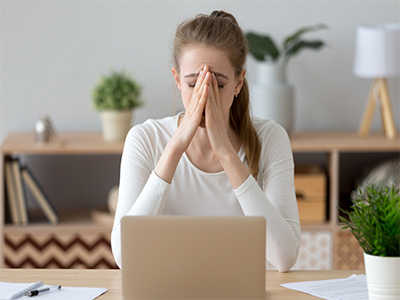 علائم اختلالات اضطرابی